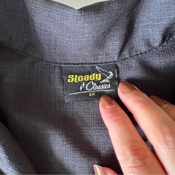 Vintage Steady Classics Clothing Men’s Black and Yellow Bowling Shirt - Picture 6 of 9